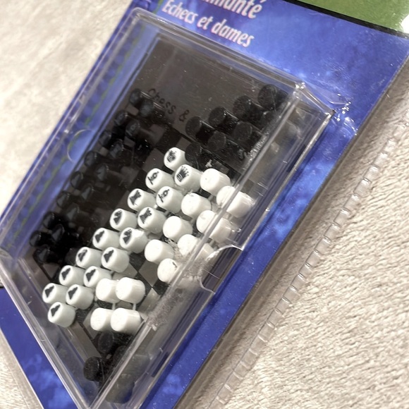 *NEW* Chess and Checkers Magnetic Mini Travel Game - Picture 3 of 7